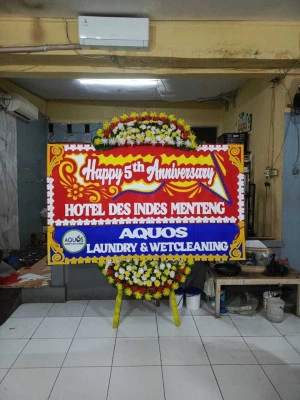 Papan Bunga di Cacaban Magelang Tengah