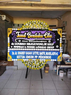 Papan Bunga di Cacaban Magelang Tengah